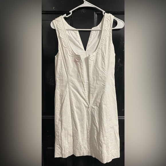 EUC Lilly Pulitzer White Shift Dress Size 2 - Picture 4 of 5
